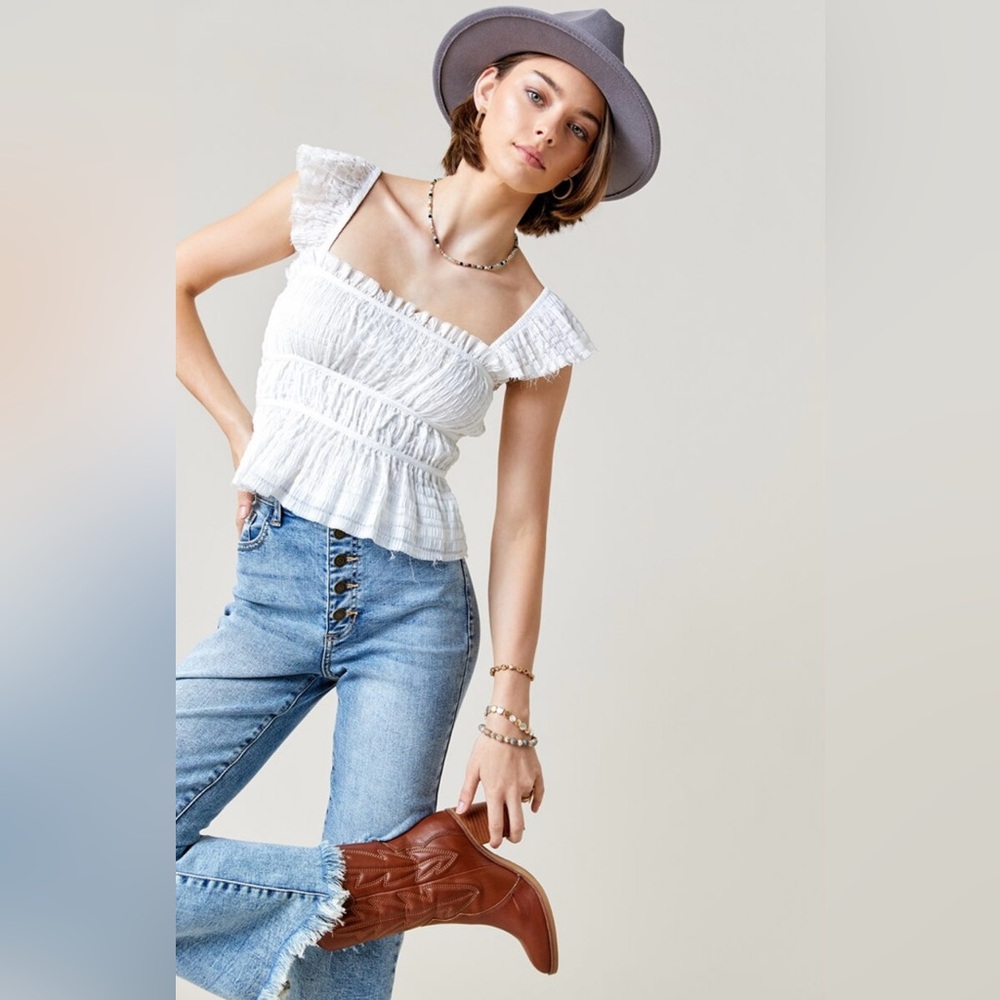 Francesca’s Carlie Textured Smocked Blouse M